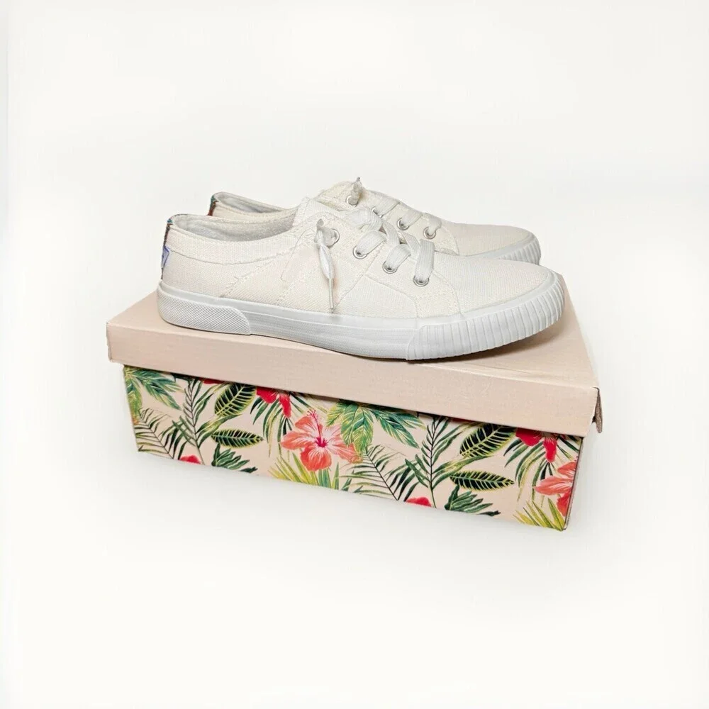 Tommy Bahama White Canvas Sneakers Low Top Casual Shoes Women’s 7.5